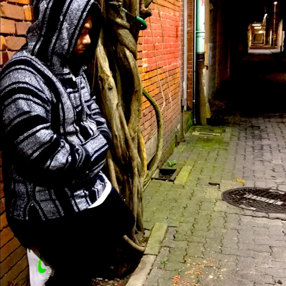 Meet your Posher, Luis